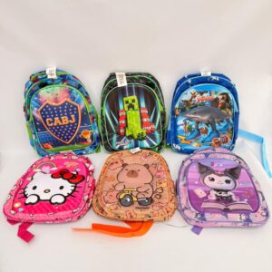 C19 - MOCHILA 3D 12 2 CIERRES PERSONAJES